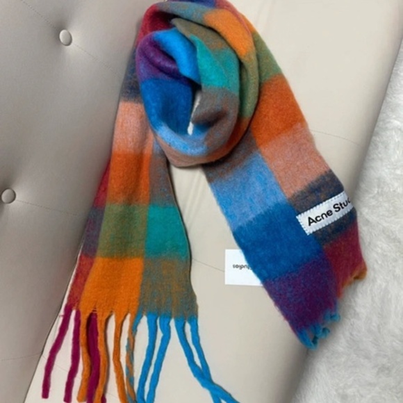 Acne studios scarf - Picture 2 of 5